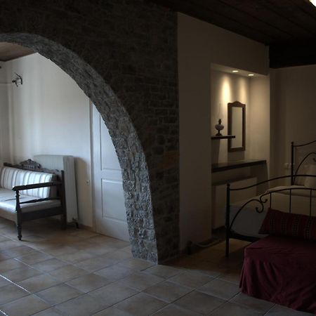 Αργουλιάς Aparthotel Tzermiádon Eksteriør bilde