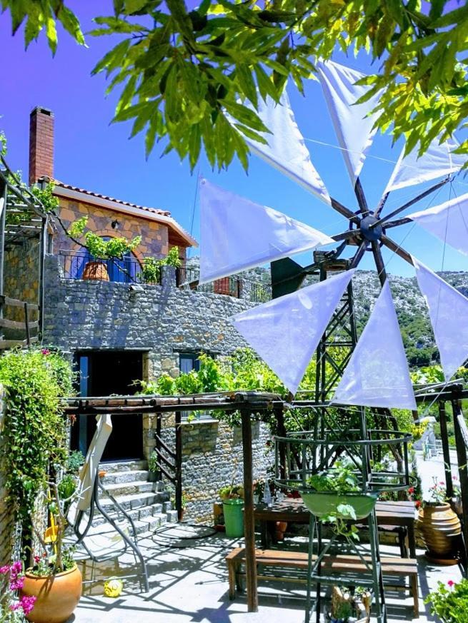Αργουλιάς Aparthotel Tzermiádon Eksteriør bilde